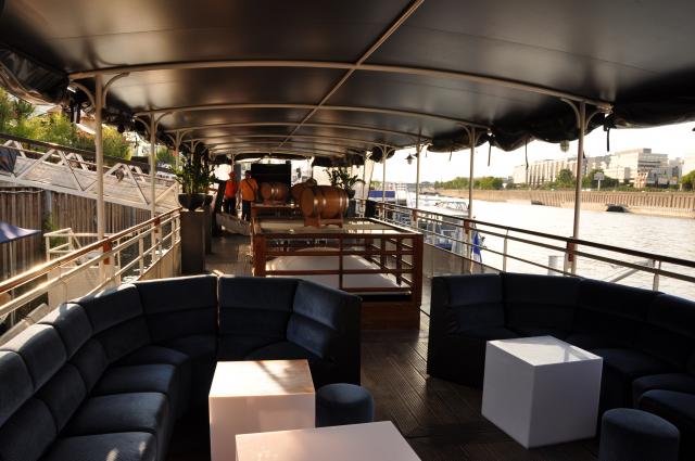 min 2010 07 11 river island village 019